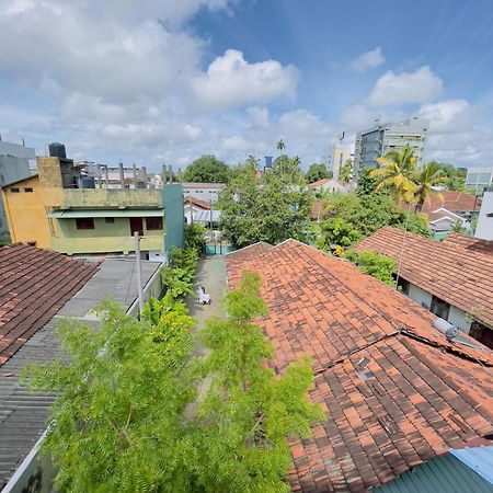 Ferienwohnung Araliya White House Negombo Exterior foto